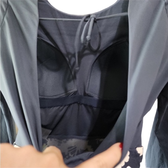 CALIA Carrie Underwood Blue/White Floral Print Long Sleeve Modest Swimsuit Sz 12 - Picture 10 of 11